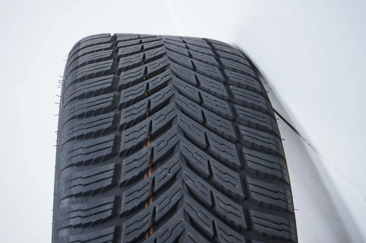 Mercedes AB Class W177 B247 All-weather tires, all-season, 18 inch Detailansicht 12