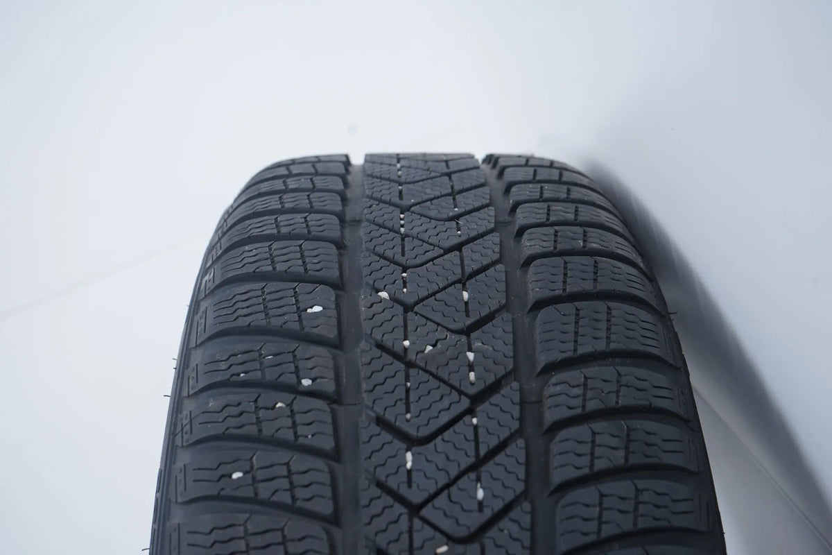 BMW X1 X2 F48 F39 Winter Tires Winter Wheels 225 45 19 inch Detailansicht 16