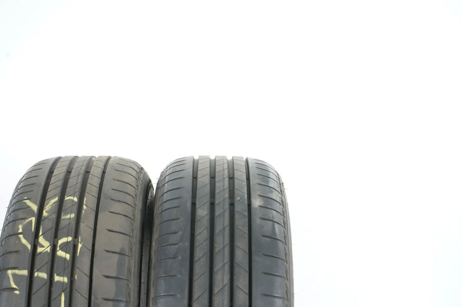 2 x Sommerreifen Bridgestone 205 60 17 Zoll DOT22 ca.5-6mm Bmw*