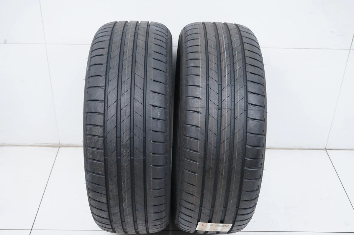 2 x DEMO Sommerreifen Bridgestone 235 55 18 Zoll DOT23/22 MO Detailansicht 2