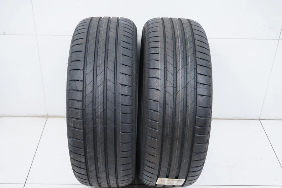 2 x DEMO Sommerreifen Bridgestone 235 55 18 Zoll DOT23/22 MO