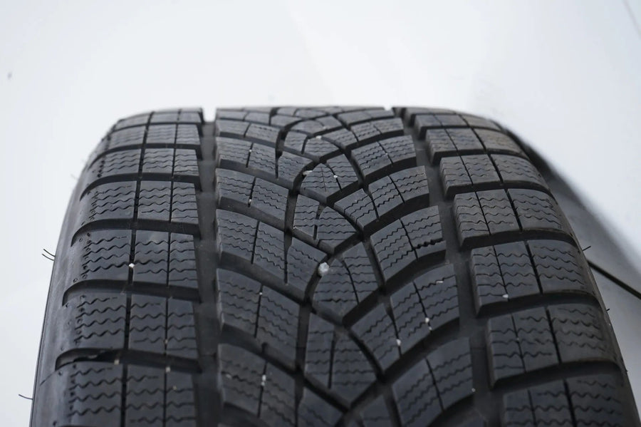 Mercedes CLE Class W236 winter tires/wheels 245/40/19 inch