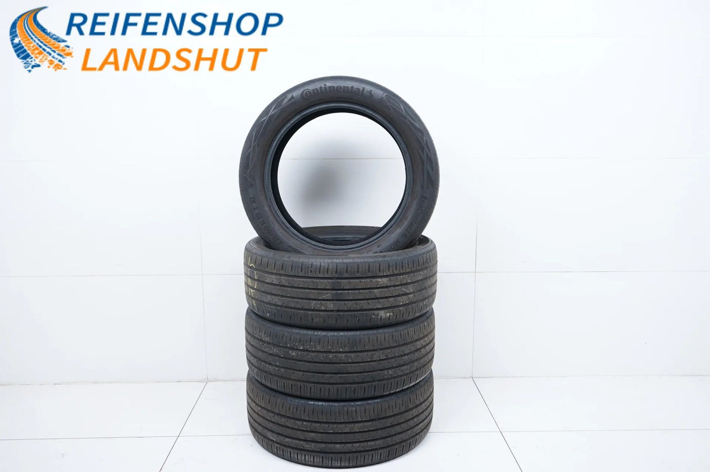 4 x Summer tires 235 50 19 inch Continental DOT21 approx. 4mm MO