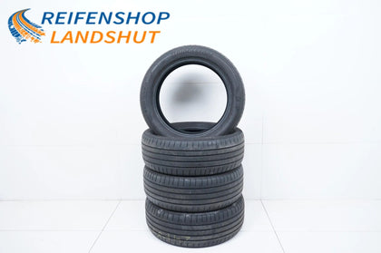 4 pneus été Bridgestone DOT21 235/50/19 pouces, profondeur de sculpture d'environ 4 mm.