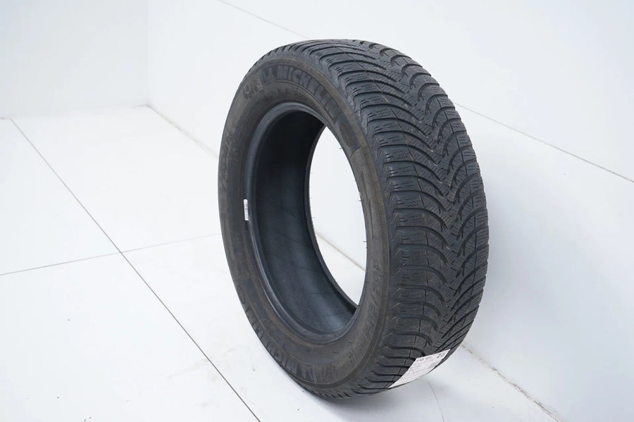 1x Winter tire 205 60 16 inch Michelin approx. 4 mm tread depth DOT18 MO