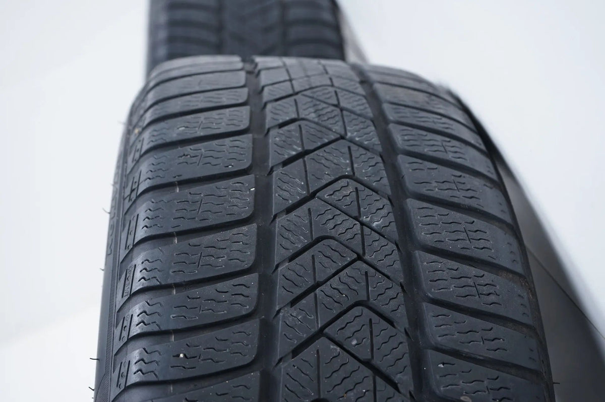 Mercedes E-Class W213 winter tires/wheels 245/45/18 inch Detailansicht 14