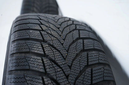 Honda CR-V HRV Land Rover winterwielen winterbanden 235 45 18 inch