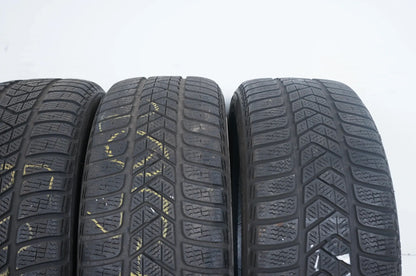 4 x Winterreifen Pirelli 225/45 R18 18 Zoll DOT19/18 ca.5mm MO