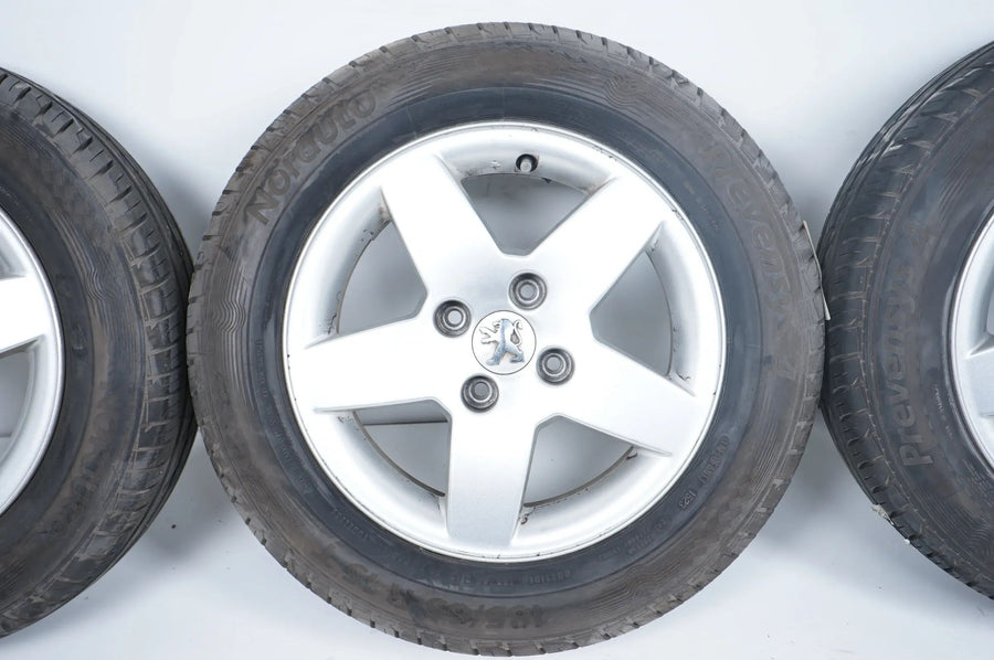 Roues d'été d'origine Peugeot 207 Pneus d'été 185 65 15 pouces