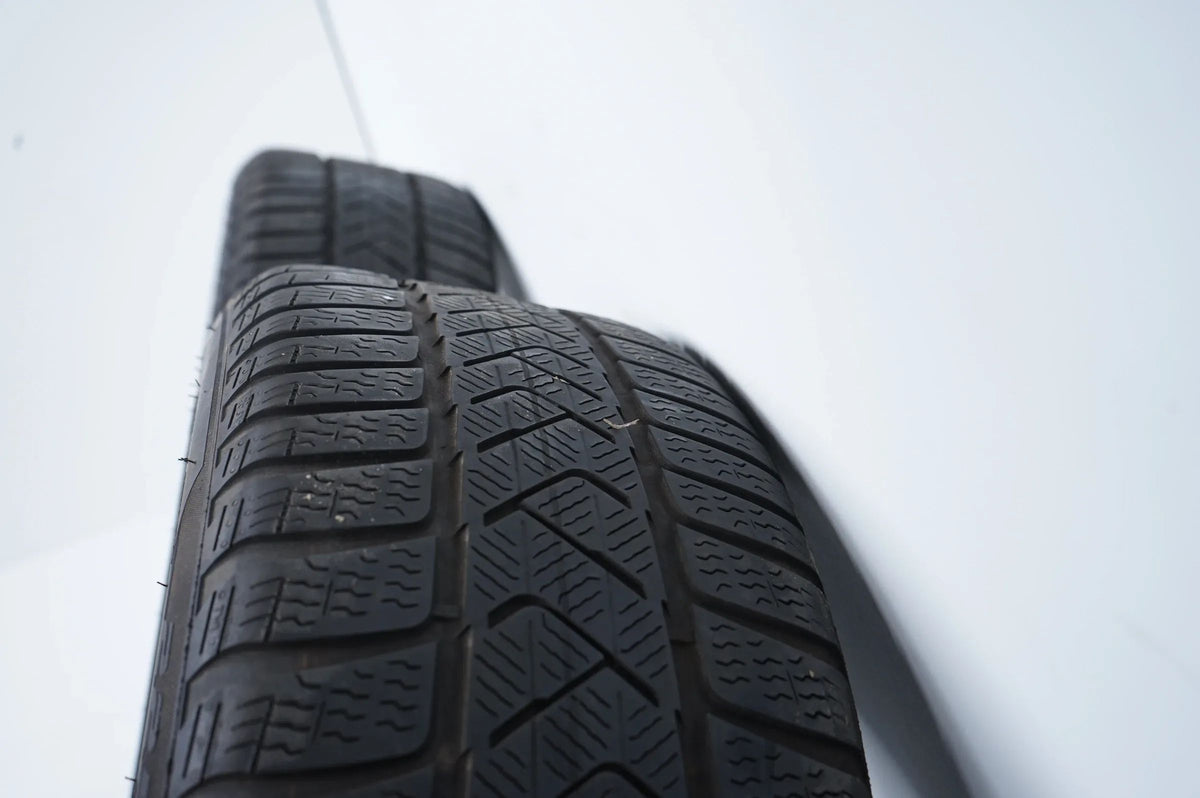 Pneus/jantes hiver 225/45/18 pouces pour Mercedes Classe C W206 Detailansicht 12