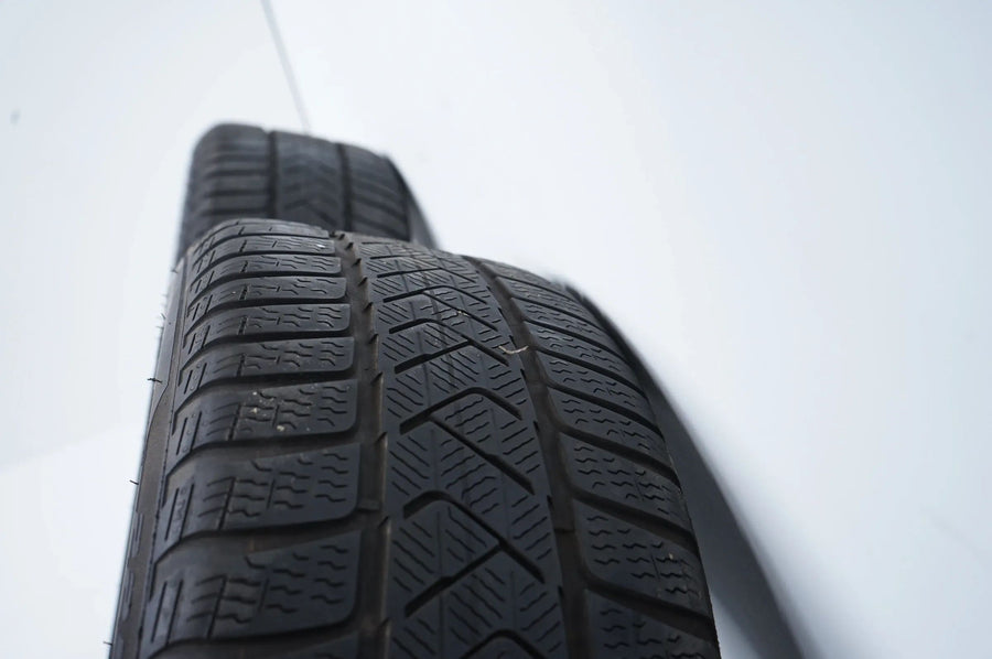 Pneus/jantes hiver 225/45/18 pouces pour Mercedes Classe C W206