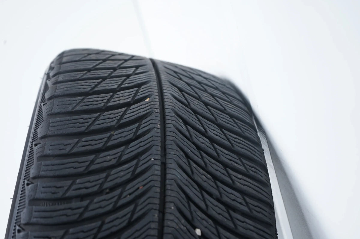 Mercedes C Klasse Hybrid W206 Winterreifen Winterräder 17 Zoll Detailansicht 12