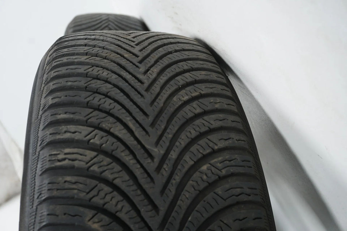 Mercedes A B Klasse W177 B247 Winterreifen Winterräder 16 Zoll Detailansicht 11