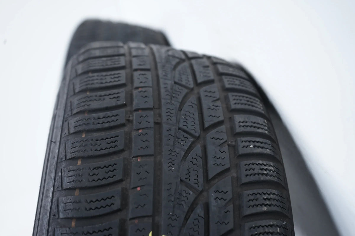 Pneus/jantes hiver Audi A4 B9 8W 205/60 R16 Detailansicht 10