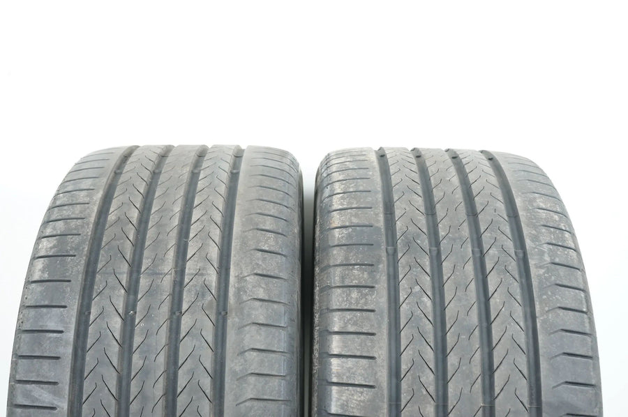 2x Summer tires Continental 325 40 22 inch DOT25 MO approx. 6mm