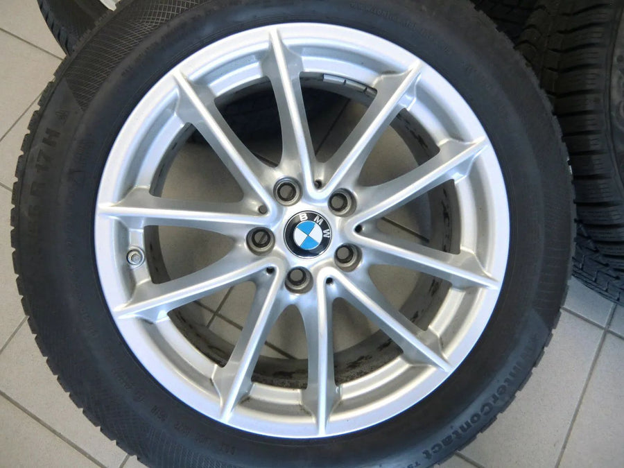 Jantes alliage d'origine BMW Série 5 G30 G31 Roues hiver Pneus hiver 225 55 R17 6mm