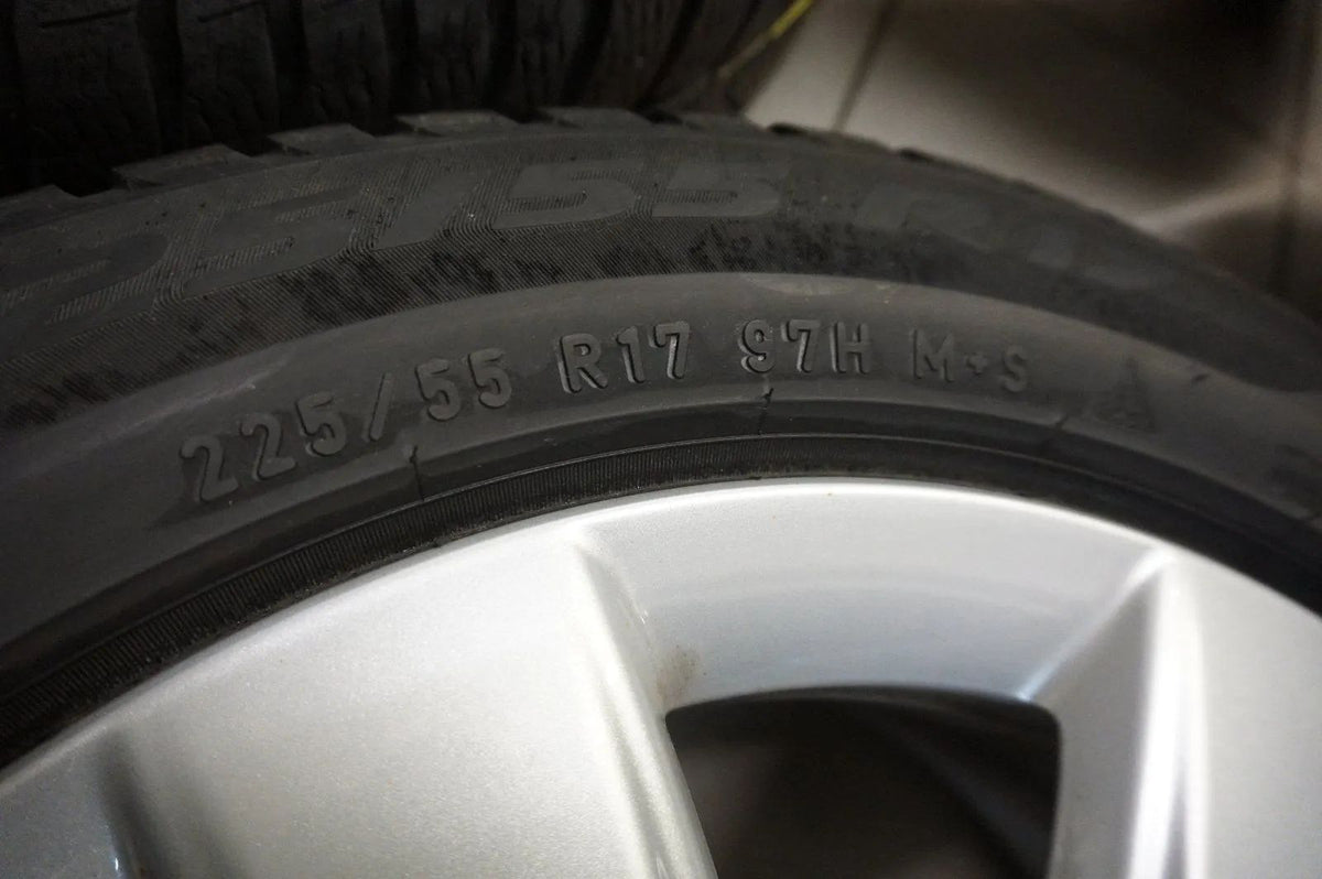 Mini F60 Countryman SE 17 inch alloy wheels winter wheels winter tires Detailansicht 5