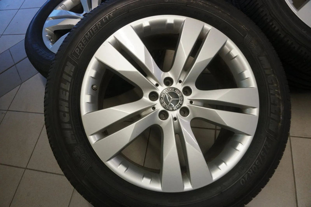 Cerchi in lega originali Mercedes GL X164 con ruote e pneumatici estivi 275 50 R20 pollici Visualizzazione dettagliata 3