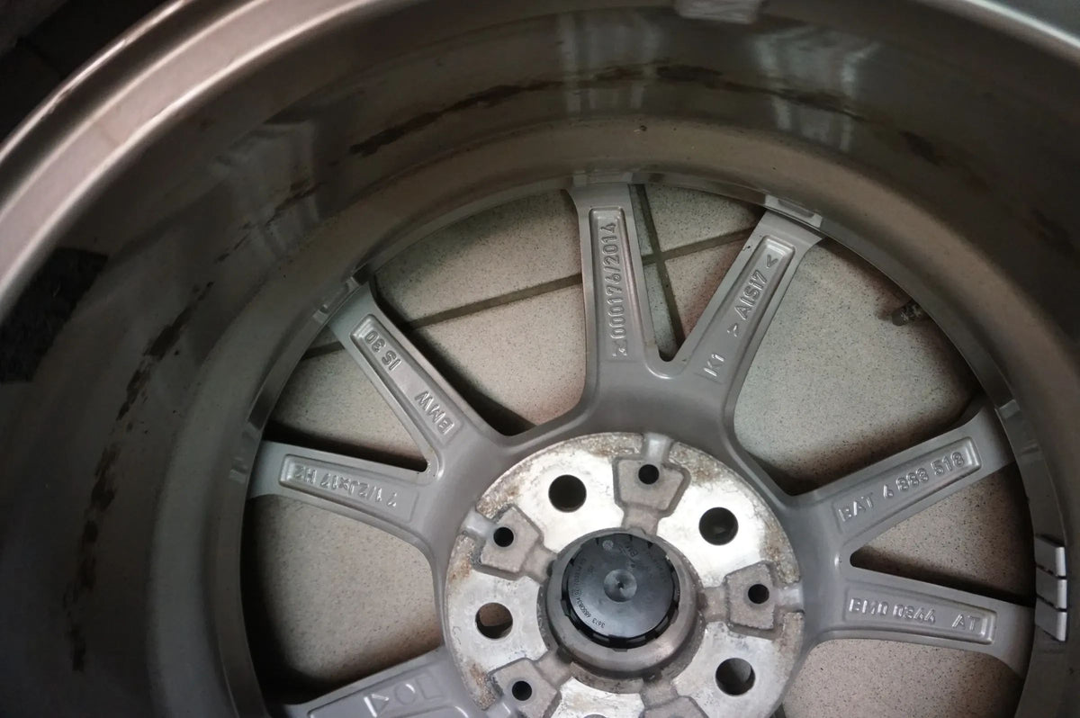 Jantes alliage d'origine BMW Série 3 Série 4 G20 G21 G22 G23 6883518 Style 776 Pneus hiver Vue détaillée 6