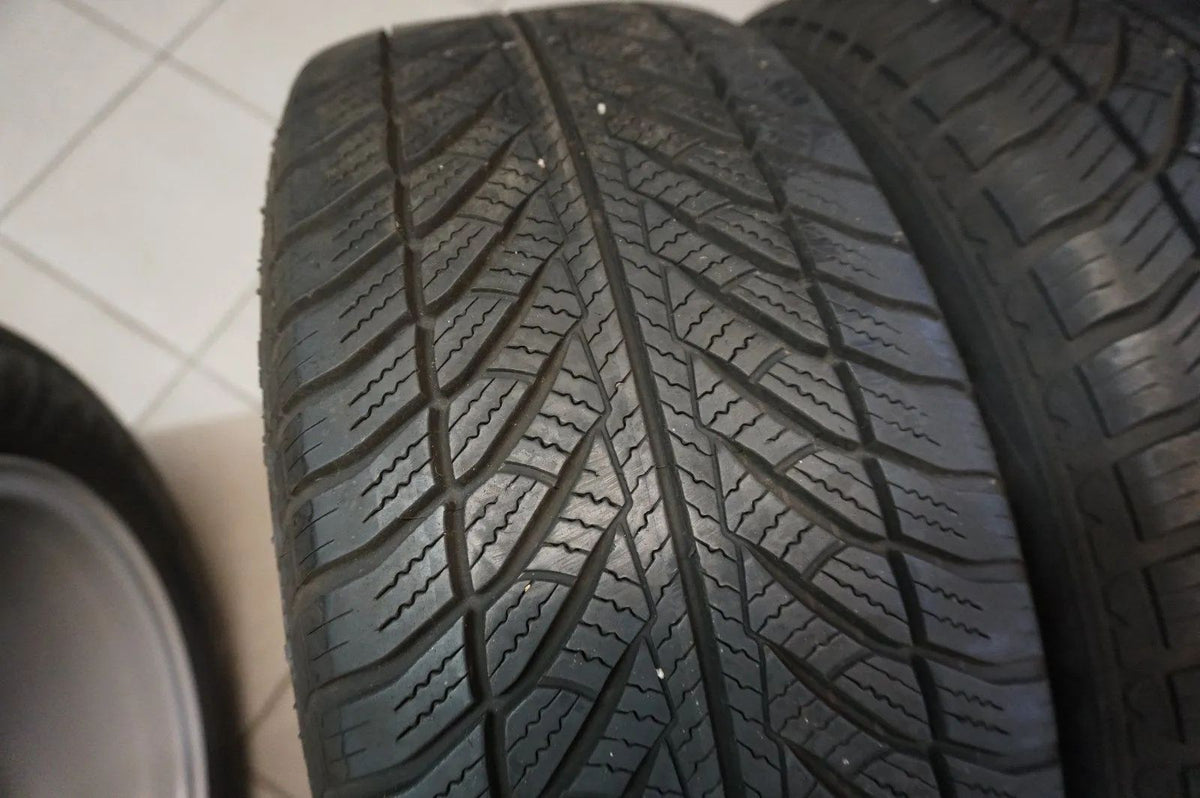 BMW X1 F48 X2 Alufelgen Winterräder Winterreifen 225 55 R17 7mm Detailansicht 11