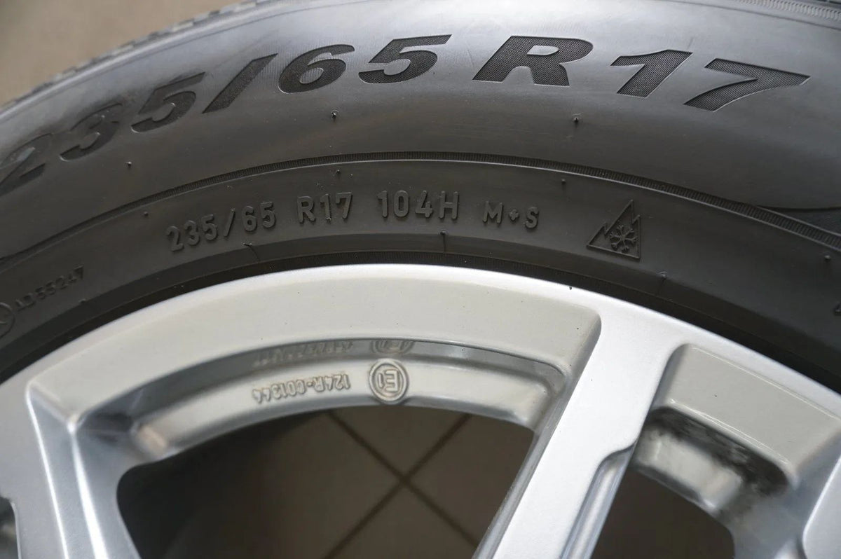 Audi Q5 FY Alloy Wheels Winter Tires Winter Wheels 235 65 R17 Inch Detailansicht 4