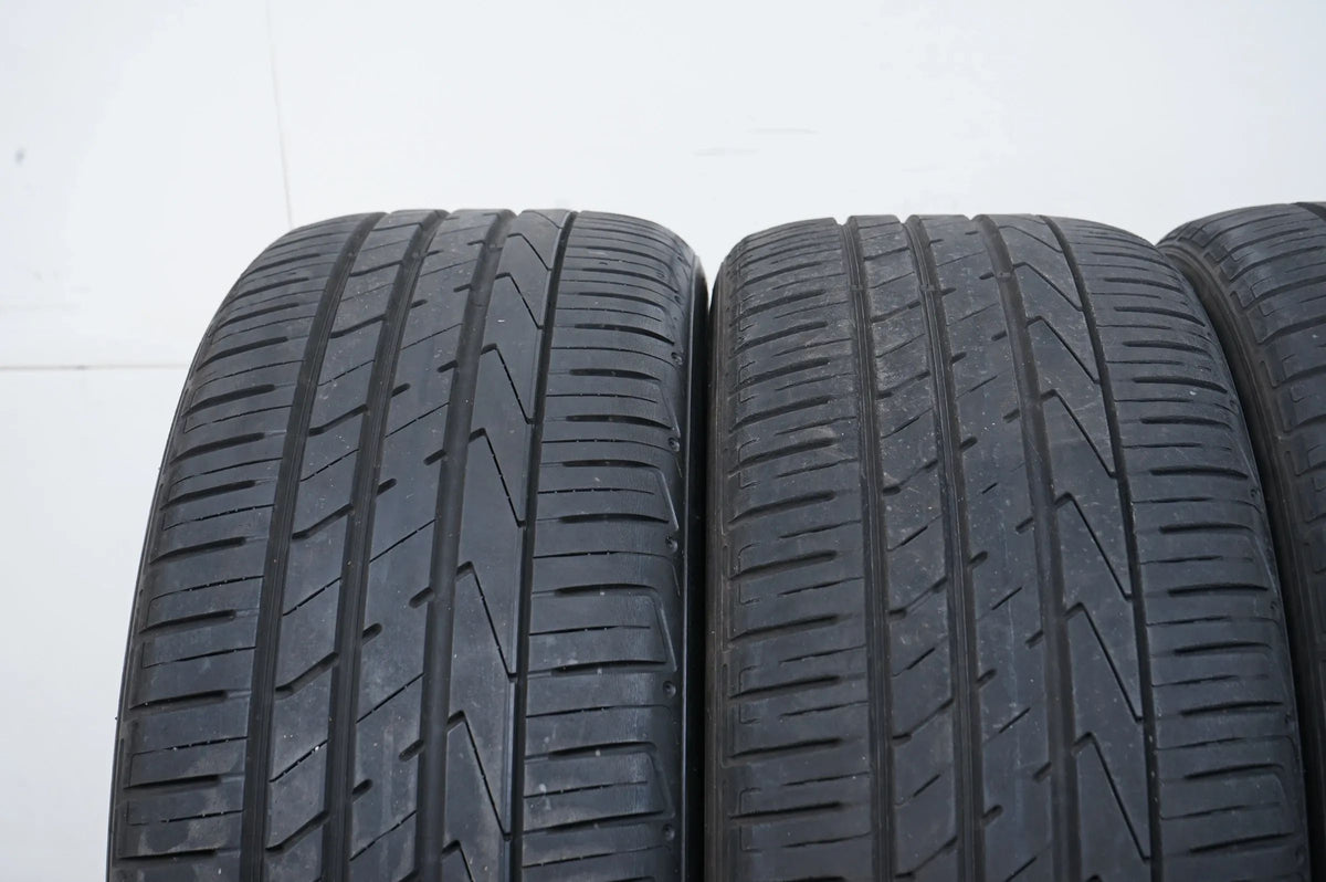 4 x Sommerreifen Hankook 235 50 19 Zoll DOT22 ca.5mm Detailansicht 4