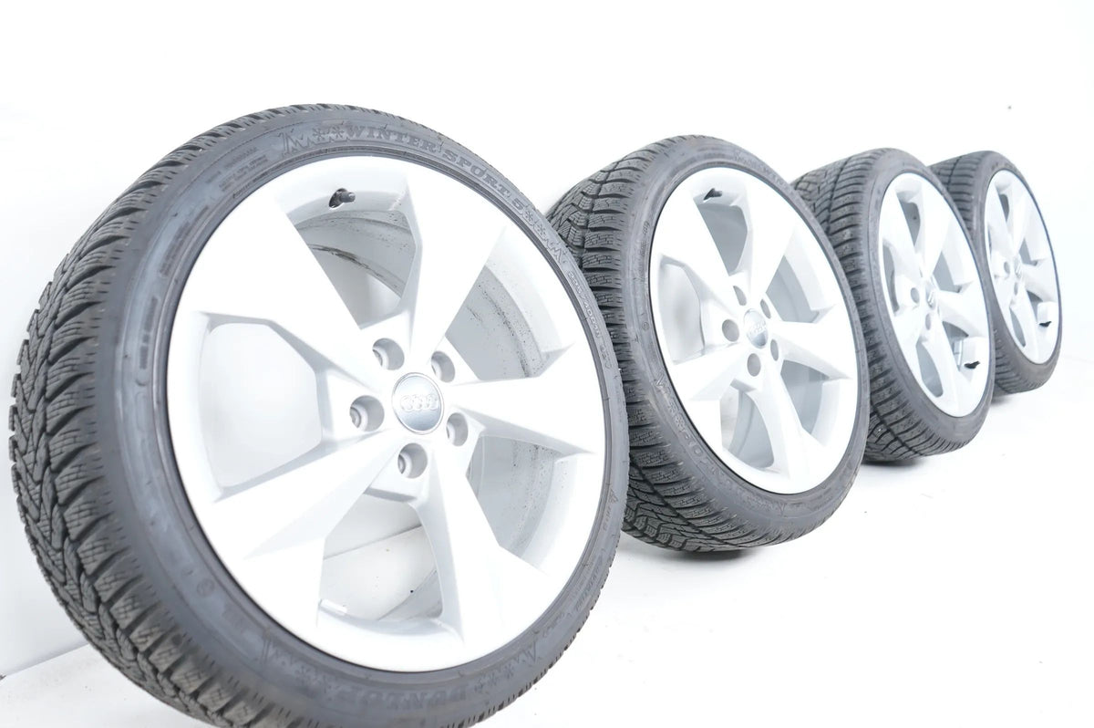 Audi A3 8Y Winterreifen Winterräder 225 40 18 Zoll 8Y0601025j