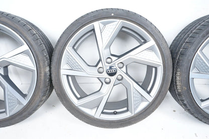NEU Audi A3 S3 8Y Winterräder mit neuen Winterreifen 19 Zoll 8Y0601025Q