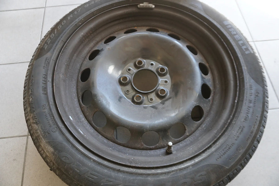 Originele BMW X1 E84 stalen velgen winterwielen winterbanden 225 50 R17 94H 2015 5mm