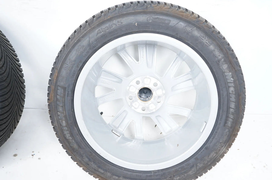 Audi Q2 81A Winterräder Winterreifen 215 55 17 Zoll 8mm 81A601025C