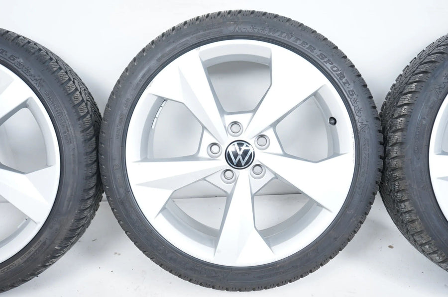 Audi A3 8Y VW Golf 7 8 Winterreifen Winterräder 225 40 18 Zoll
