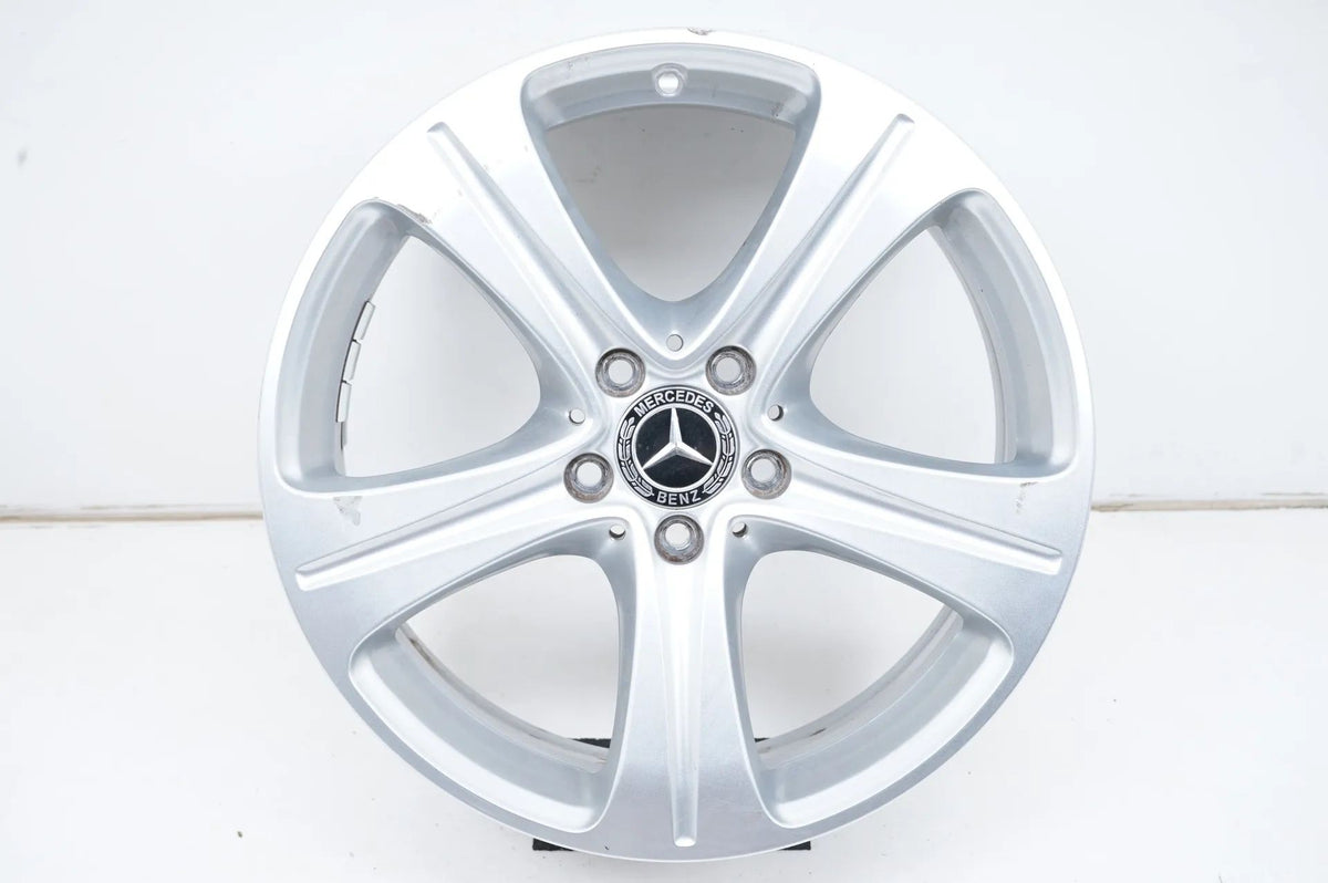1 x Mercedes E třída W213 hliníkový disk 18 palců A2134011400 8J
