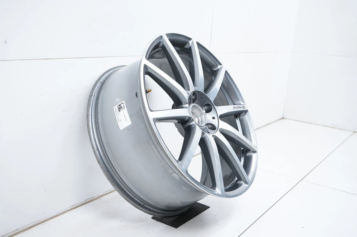 1 x Mercedes S-klasse W222 AMG-lichtmetalen velg 20 inch A2224010600 8,5J Detailweergave 2