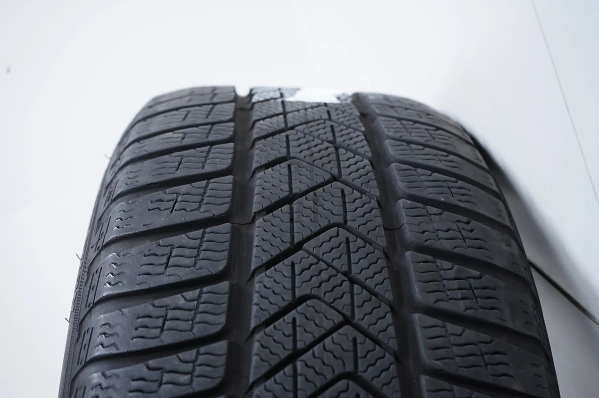 Mercedes E-Class W213 winter tires/wheels 245/45/18 inch Detailansicht 13