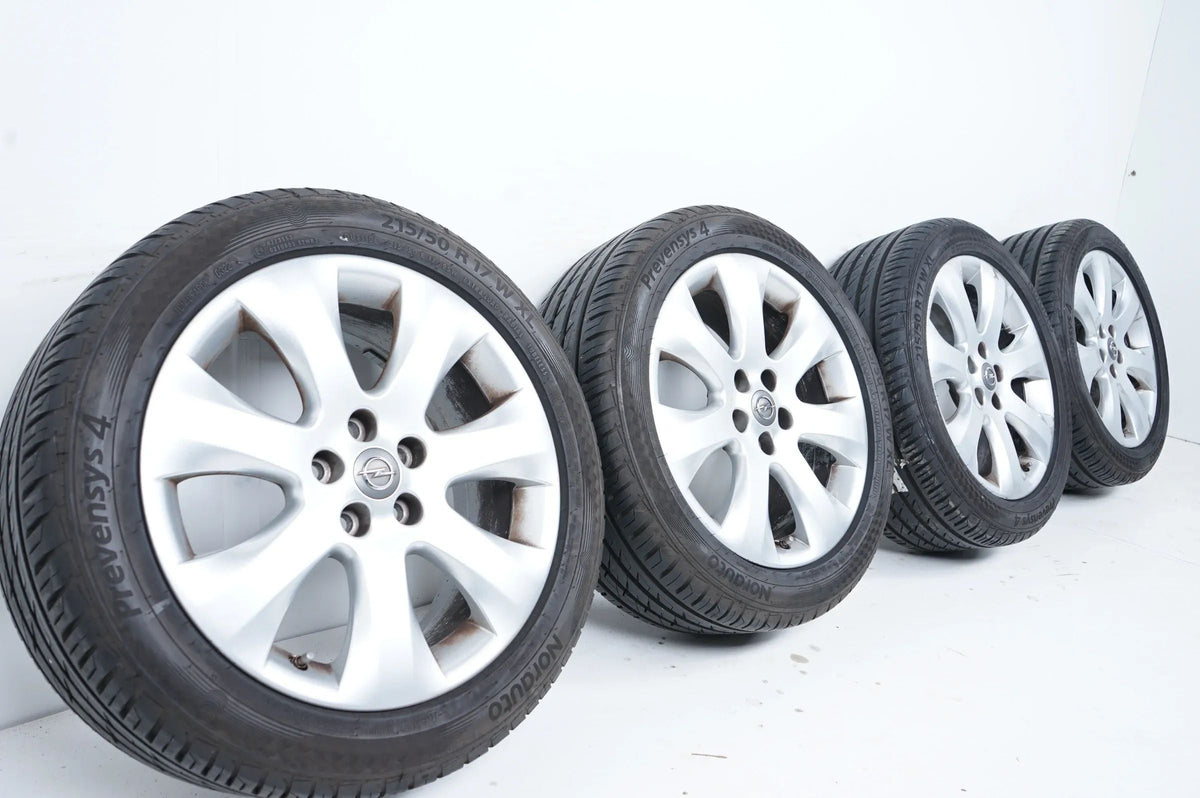 Opel Astra J Winterräder mit neuen Winterreifen 215 50 17 Zoll