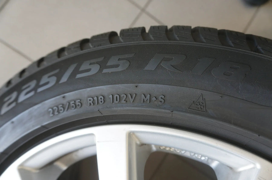 Audi A6 A4 C8 VW Tiguan II Skoda Kodiaq I pneumatici invernali, ruote invernali 225 55 R18