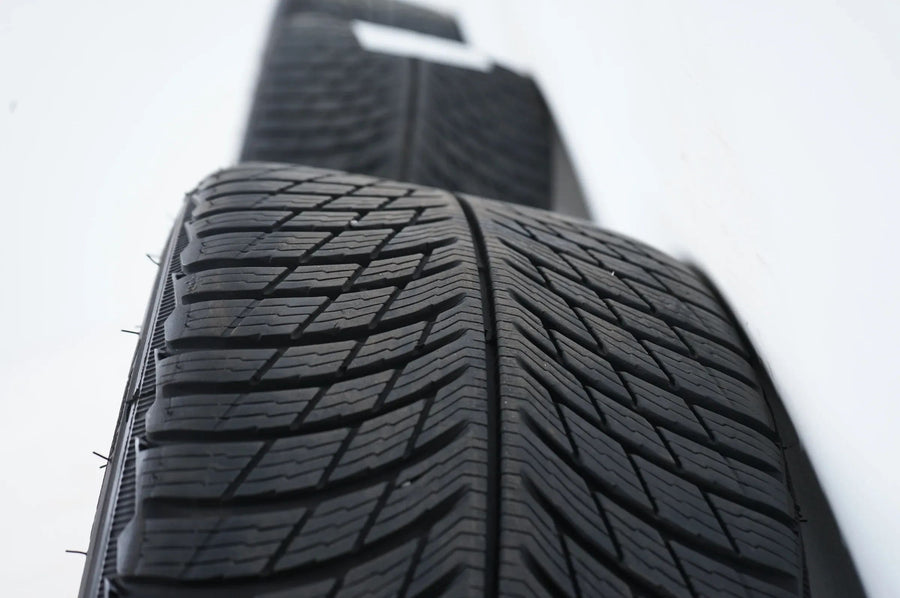 Mercedes A45 CLA45 W177 W118 Winterreifen Winterräder 18 Zoll
