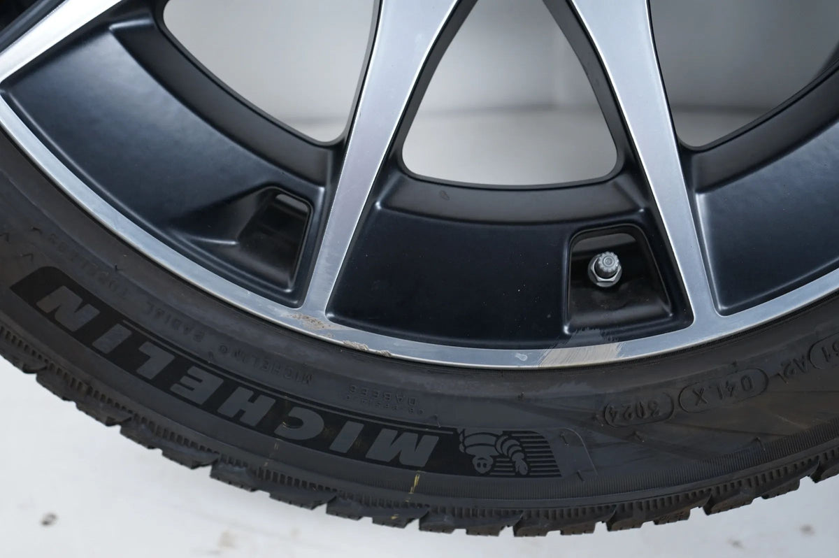 Mercedes CLE53 AMG W236 Winterräder Winterreifen 19 Zoll A2364012700 A2364012800 Detailansicht 4