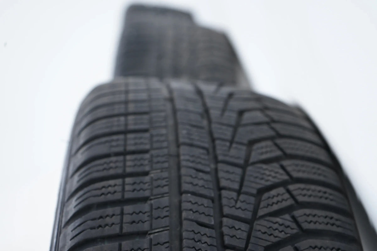Mercedes A B CLA Klasse W177 B247 C118 Winterräder 205 55 17 Zoll Detailansicht 9