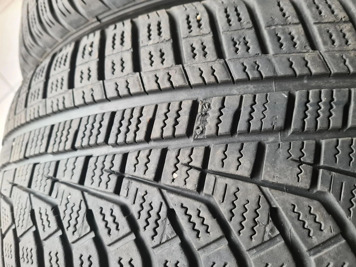 Original Mercedes A-Class W177 B-Class CLA C118 17 inch Alloy Wheels Winter Tires Detail view 8