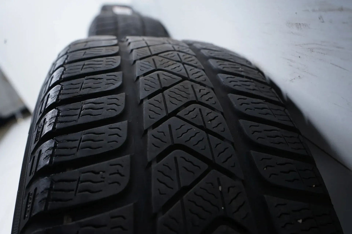 VW Volkswagen Passat 3G winter tires/wheels 215/60/16 inch Detailansicht 9