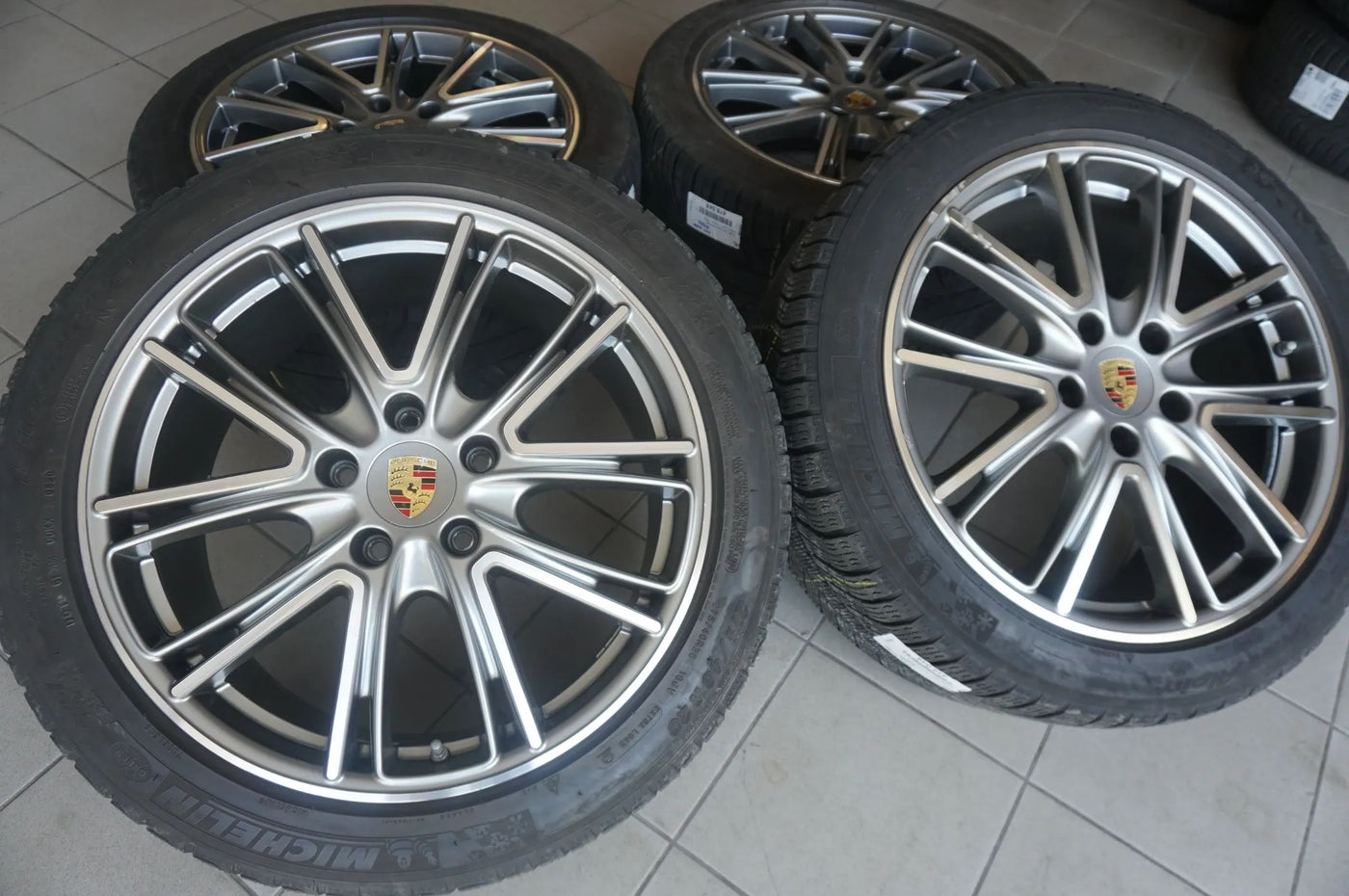 Original Porsche Panamera 971 20 Zoll Alufelgen Winterräder Winterreifen