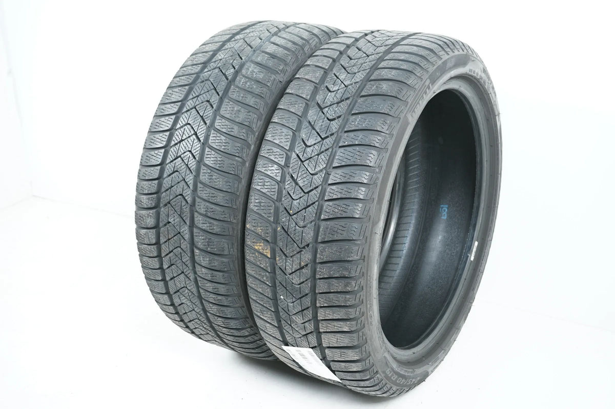 2x Pneus hiver Pirelli 245 40 19 pouces DOT18 env. 6mm MO Bmw* RFT Vue détaillée 3