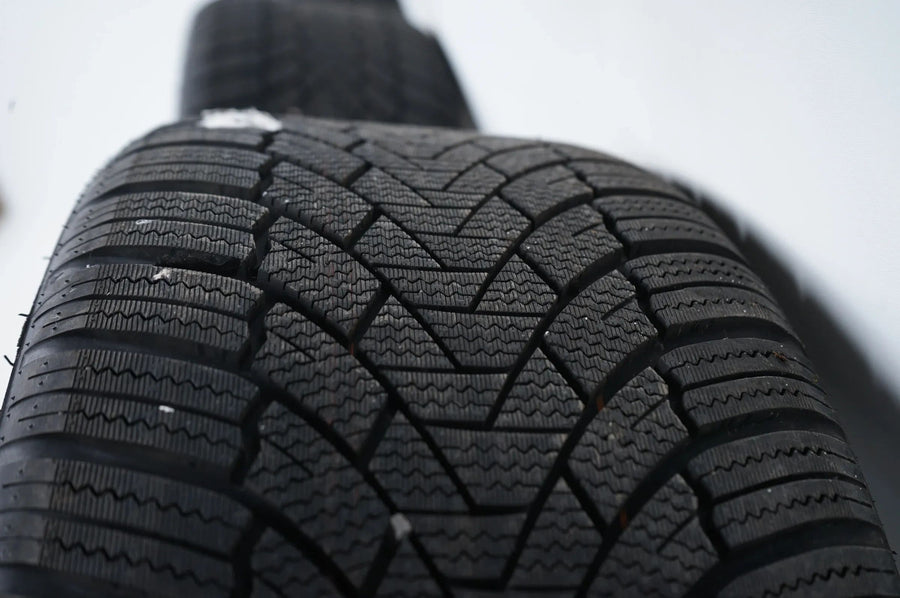 Audi A3 8V VW Golf 6 7 winterbanden winterwielen 235 35 19 inch
