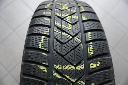 1 X 225 60 R18 104H Winterreifen Pirelli SottoZero 3* RSC RunFlat 2017 6mm
