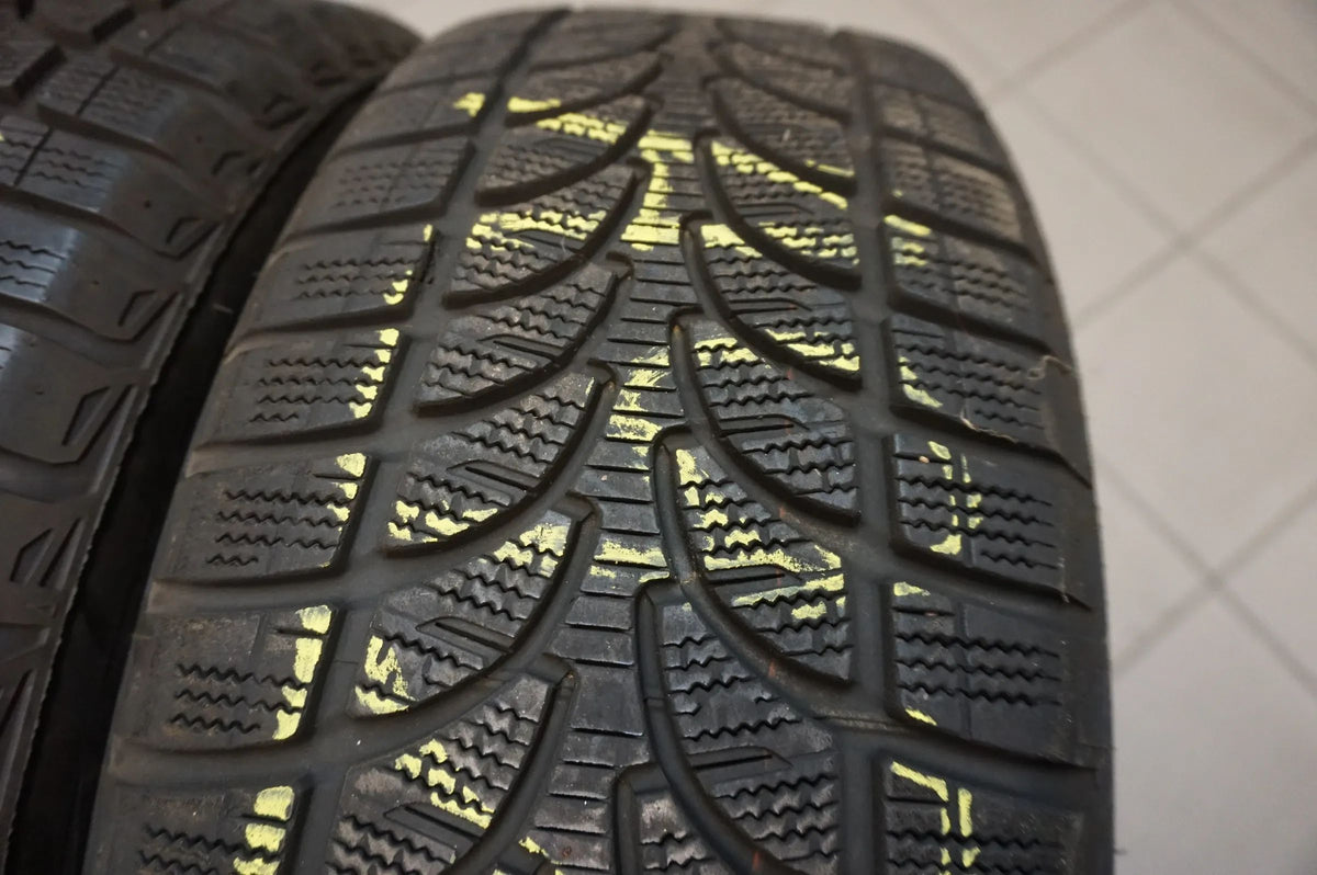 2 X 235 60 R18 103H Pneus hiver Bridgestone Blizzak LM-80evo MO 7mm Vue détaillée 3
