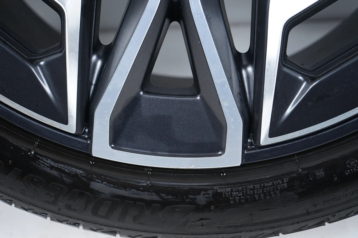 BMW iX i20 Winterräder mit neuen Winterreifen Alufelgen 22 Zoll 5A02659 1021