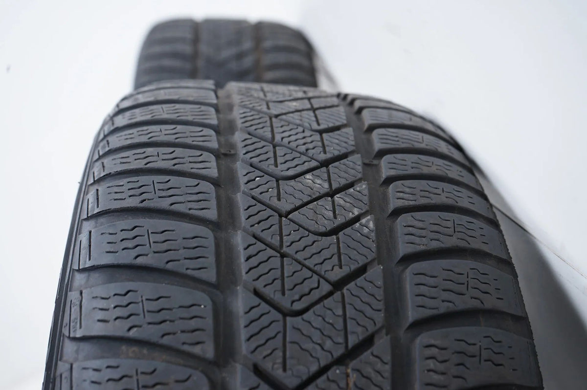Mercedes C-Class W206 winter tires/wheels 225/45/18 inch Detailansicht 13