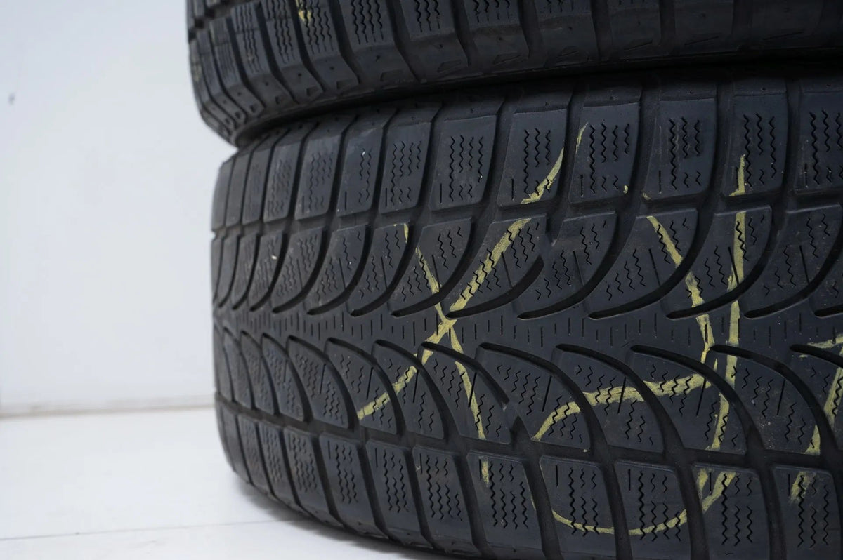 4x pneumatici invernali Bridgestone 235 60 18 pollici DOT19/18 MO circa 4mm Visualizzazione dettagliata 8