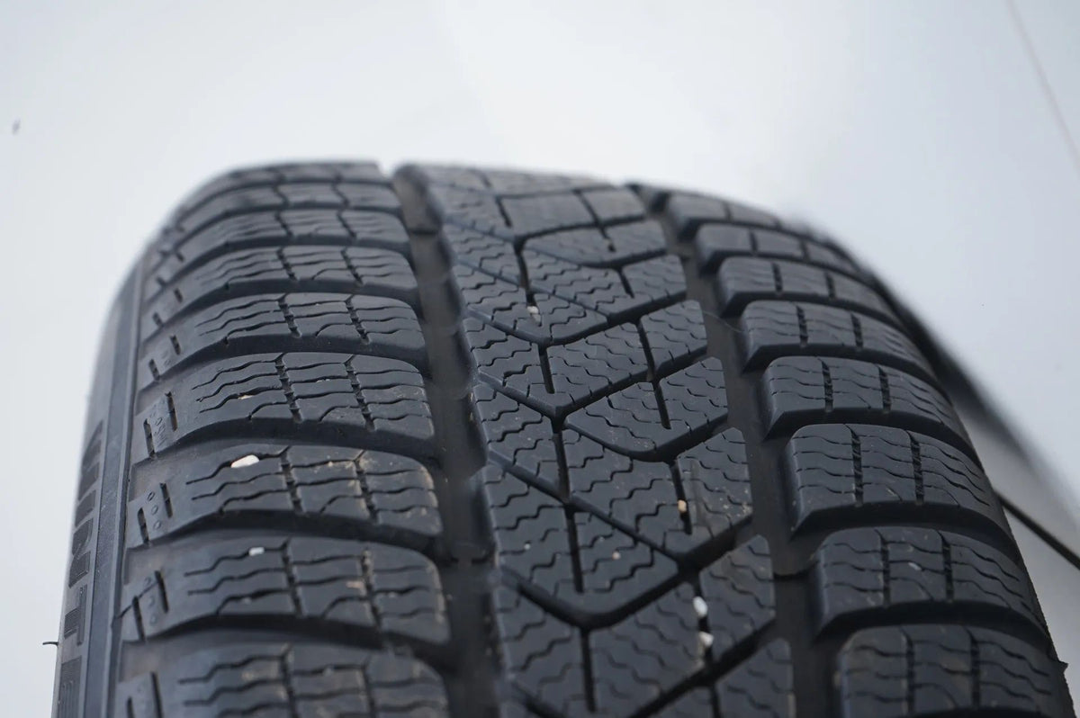 BMW X1 X2 F48 F39 Winter Tires Winter Wheels 205 60 17 inch Detailansicht 13